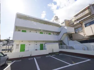 アメリカンハウス向山【2階】の外観