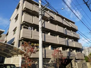 ルーブル新宿西落合伍番館【1階】の外観
