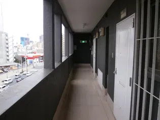 東京都渋谷区本町3【マンション】の外観