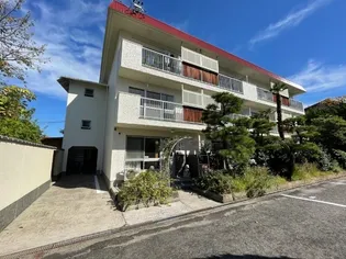 マンション梅園【2階】の外観