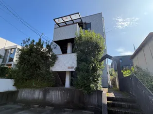 カーサコモダ・向ヶ丘【2階】の外観