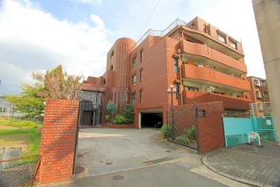 ルサンティエ【3階】の外観