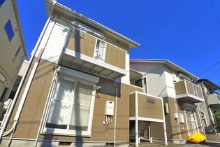 クリントンハウス【2階】の外観