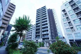 東京都渋谷区本町3【マンション】の外観