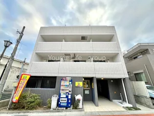 レ ベネラブルの画像