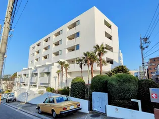 山手ビラ・ポルテ【5階】の外観