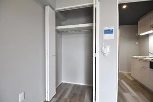 オープンブルーム八田【6階】の内装