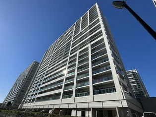 ワンダーベイシティSAZANガーデンイースト【20階】の外観