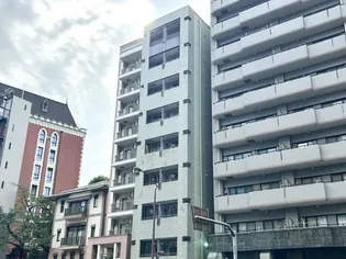 東京都港区三田2【マンション】の外観