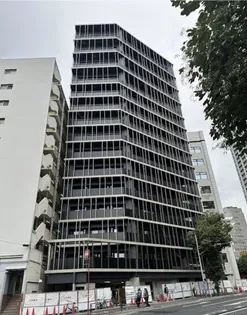 東京都新宿区新宿1【マンション】の外観