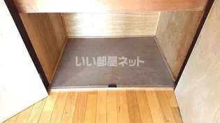 アクセス第5ビル佐賀駅南【4階】の内装