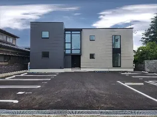 Bios【1階】の外観