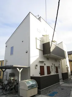 セレステ長津田【1階】の外観