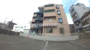 シャルル四条畷駅前【3階】の外観