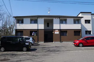 ブロンズセイル【2階】の外観