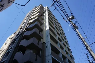 東京都世田谷区羽根木1【マンション】の外観