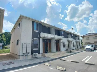 広島県三次市十日市西3【アパート】の外観