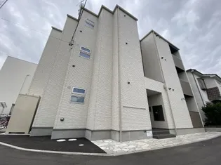 Regalest Arcgrace【3階】の外観