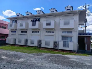 プラムハウス【2階】の外観