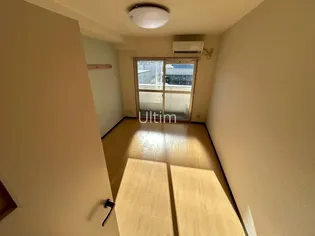 吉祥院ヴィラ【2階】の内装