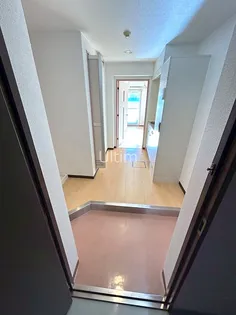 吉祥院ヴィラ【2階】の玄関