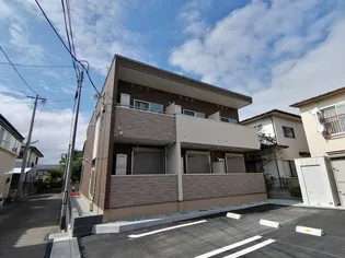 ウィステリア コートの画像