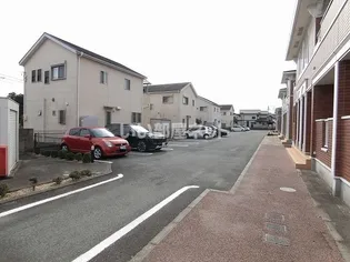 パストラーレ涼 A棟【1階】の地図