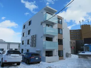 ヤーム西宮の沢【3階】の外観