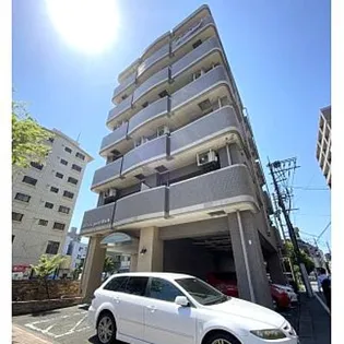 ブリスポート新屋敷【3階】の外観