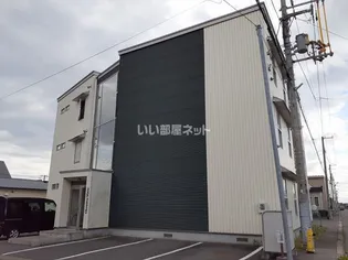 chouette blanc(シュエットブロン)【2階】の外観