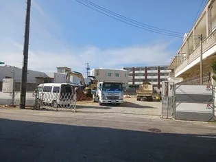 ラウレア リーフの画像