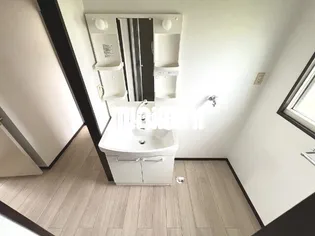 エステート羽津 C棟【2階】の内装