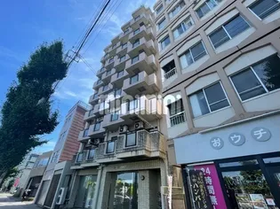 M&Mコガネ【2階】の外観