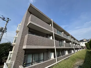 アヴァンセ八乙女【2階】の外観