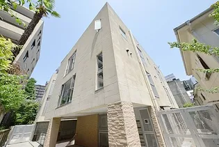 東京都港区西麻布4【マンション】の外観