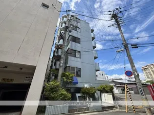 アップルコート【2階】の外観