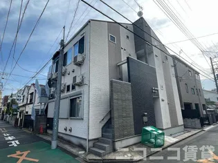 東京都中野区中央3【アパート】の外観