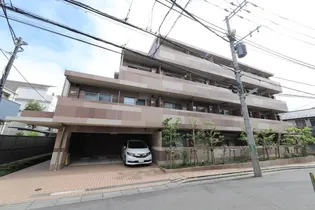 プレール ドゥーク三軒茶屋の画像