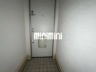 グリーンテラスサントク【3階】の玄関