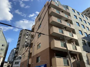 眺港苑【3階】の外観