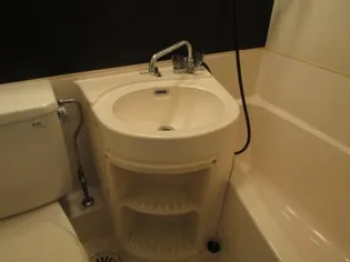 高橋ビル【4階】の内装