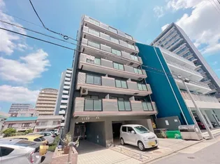 THUマンション【3階】の外観