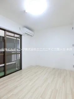 コスモ深井【3階】の居間
