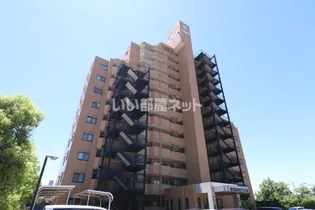 ヴェルビュ鶴見坦の画像