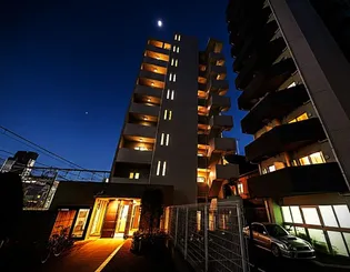 東京都新宿区百人町2【マンション】の外観