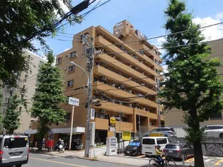 東京都渋谷区幡ヶ谷2【マンション】の外観