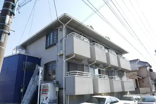 ドミール平町【1階】の外観