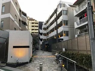神奈川県川崎市多摩区三田1【マンション】の外観