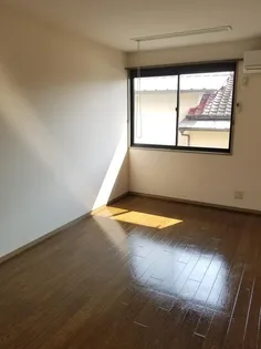 エスポワールカヤノIV【2階】の居間