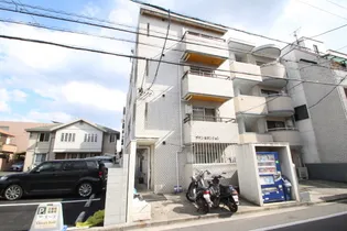 プリンスマンション【1階】の外観